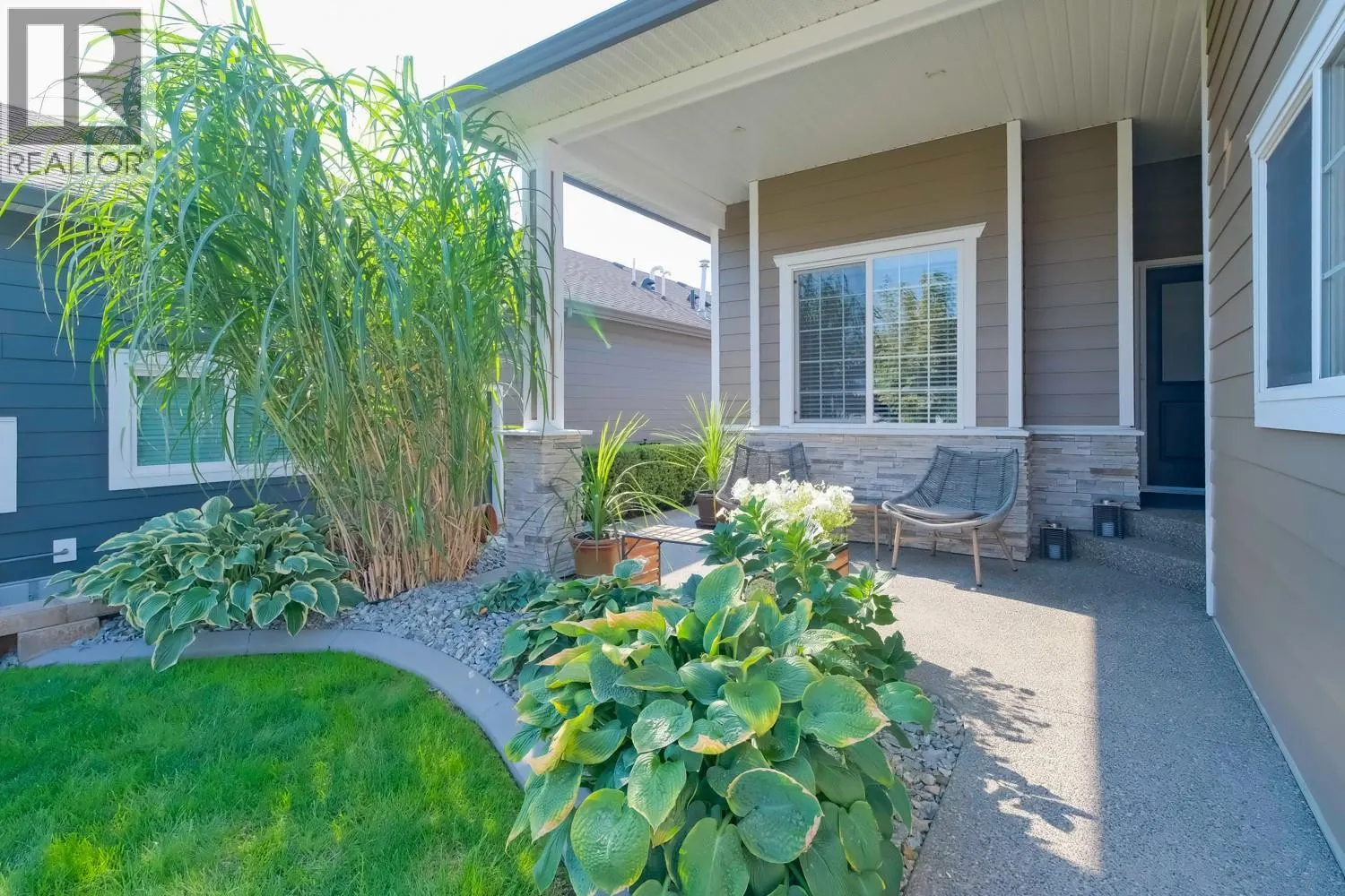 2084 Clover Drive