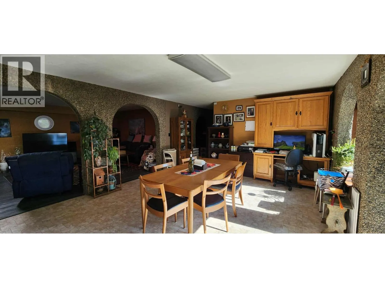 2713 Balsam Lane