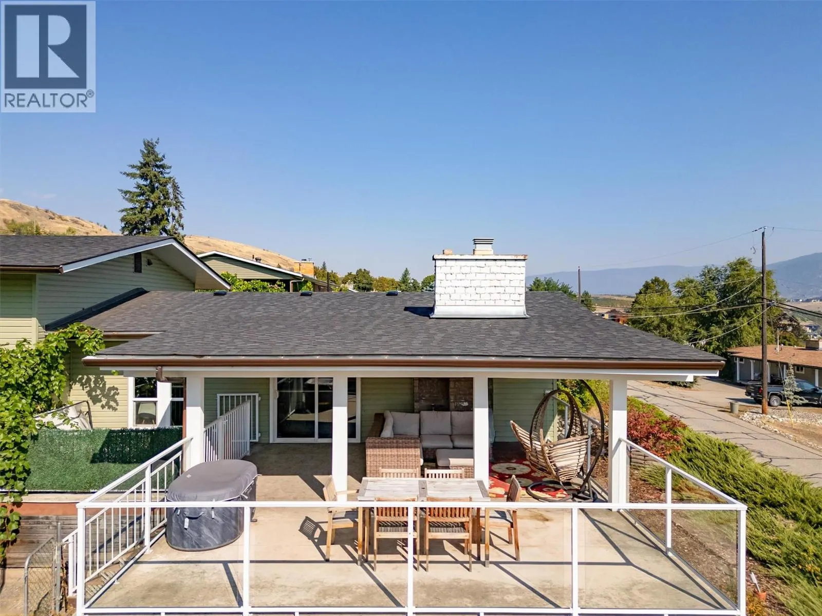 8204 Kalview Drive