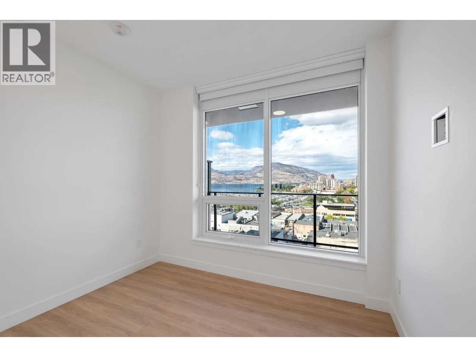 1626 Water St Street Unit# 902