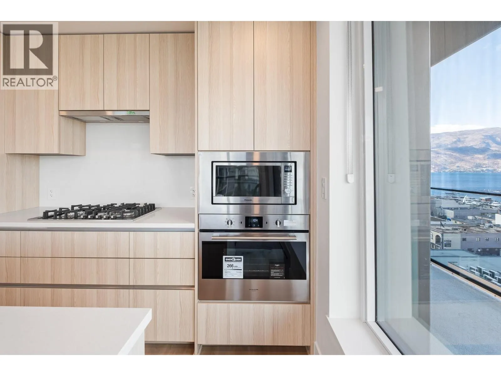1626 Water St Street Unit# 902