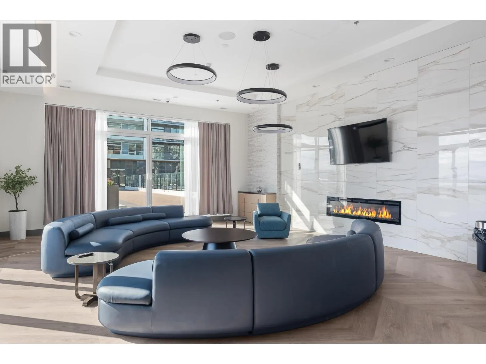 1626 Water St Street Unit# 902