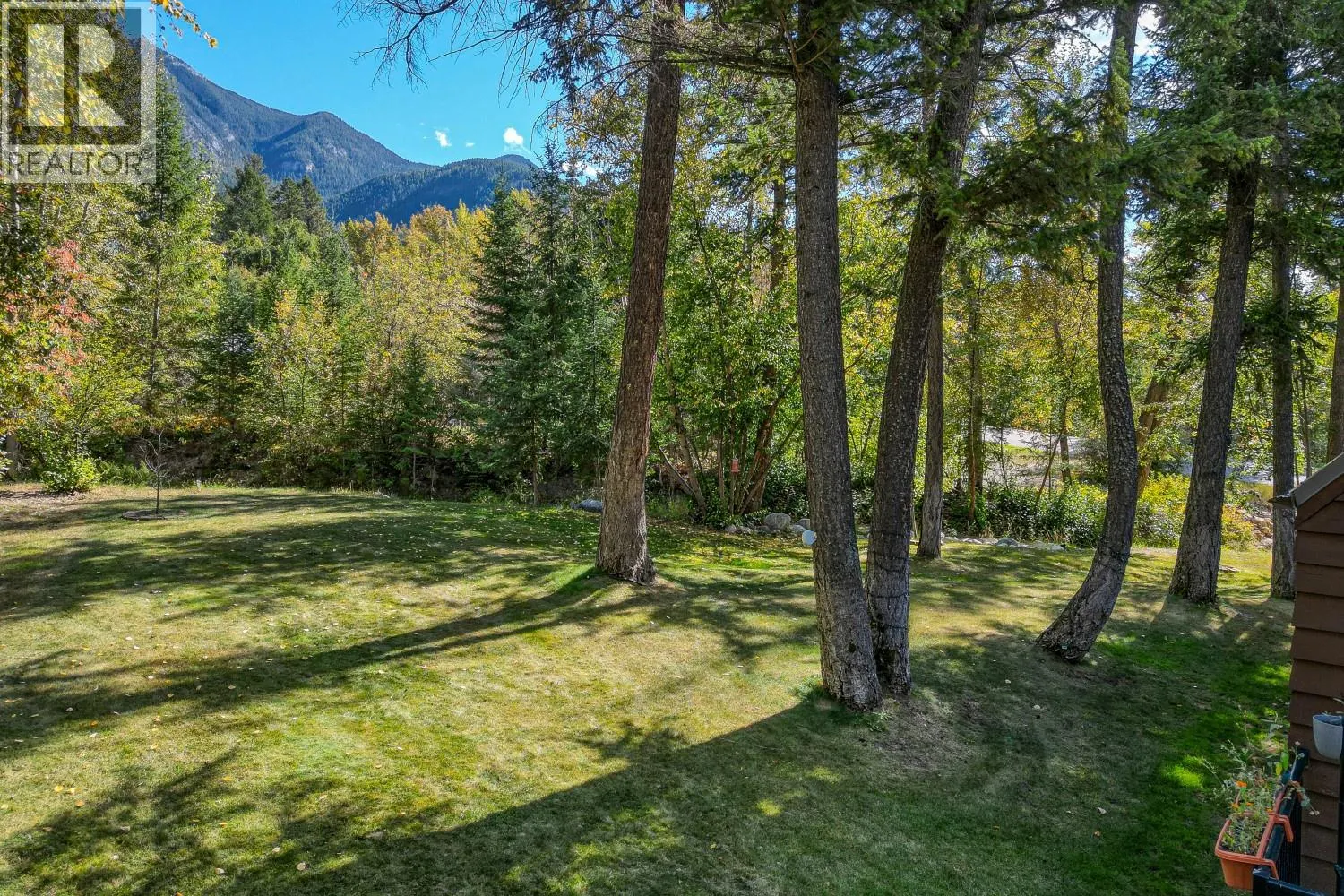 4891 Fairmont Creek Road