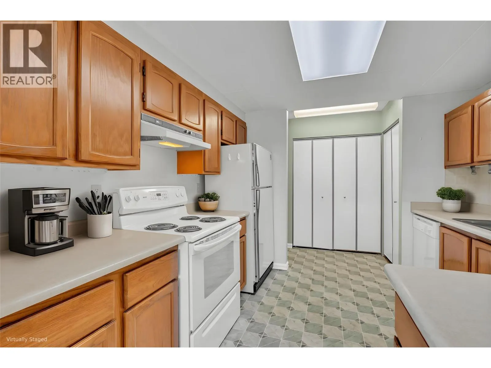 1860 Atkinson Street Street Unit# 106