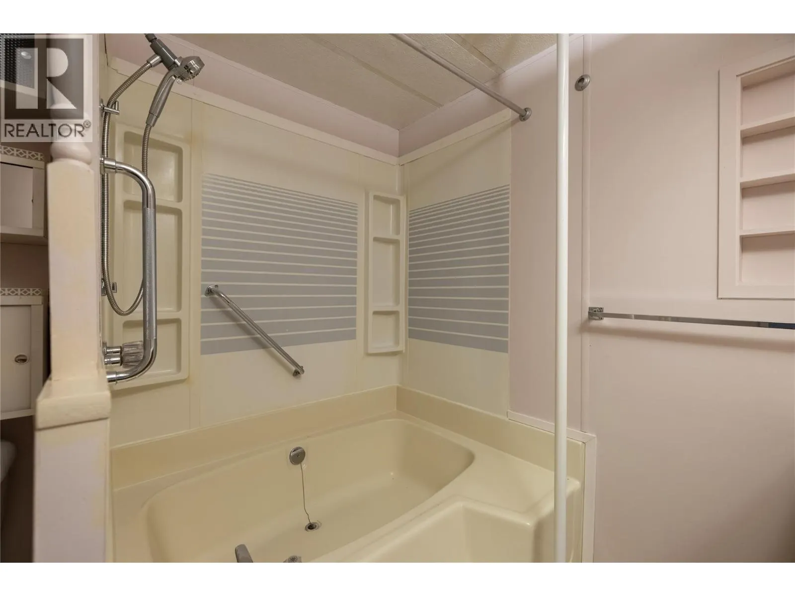 4701 Pleasant Valley Road Unit# 35
