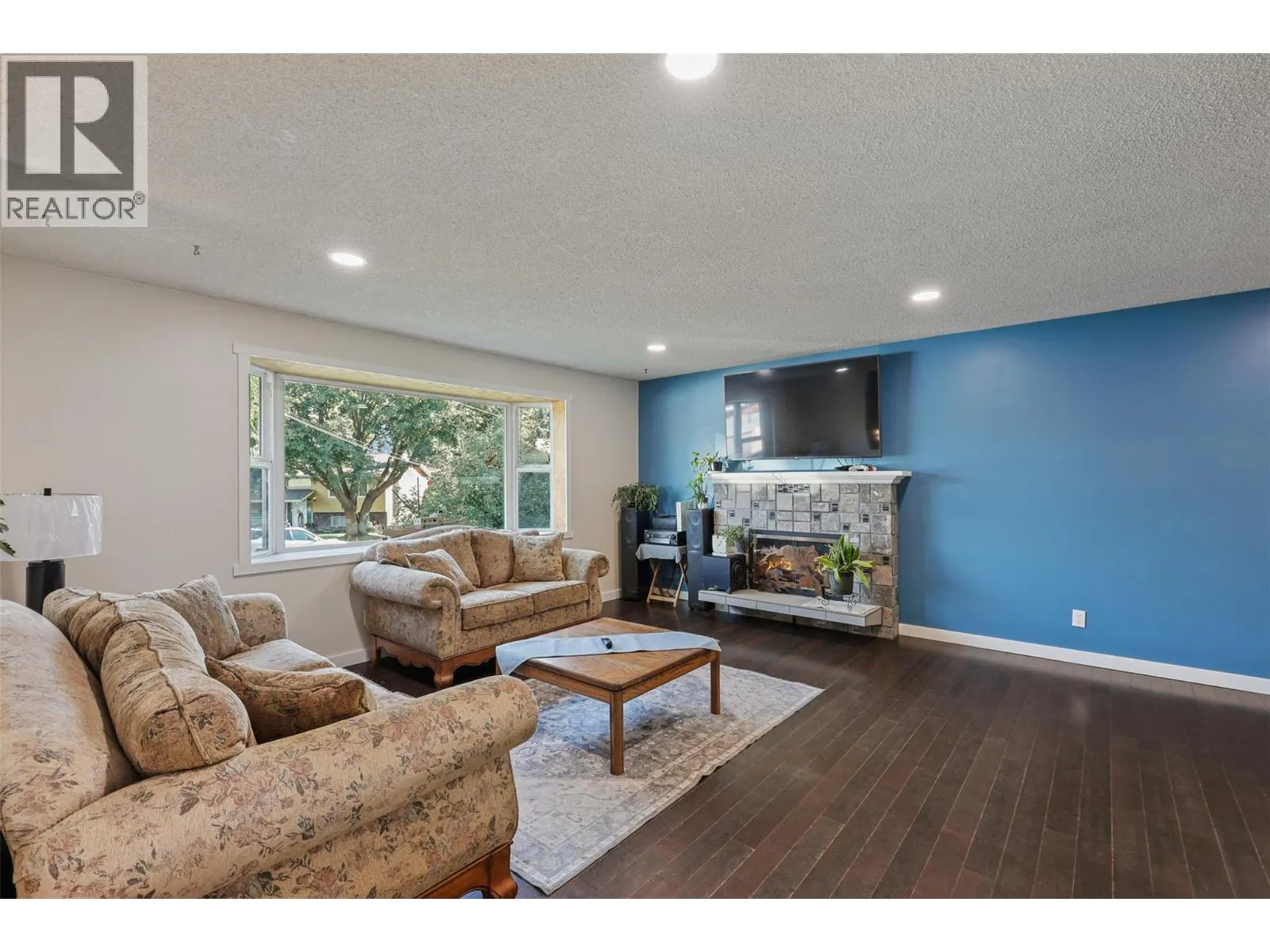 285 Huckleberry Place