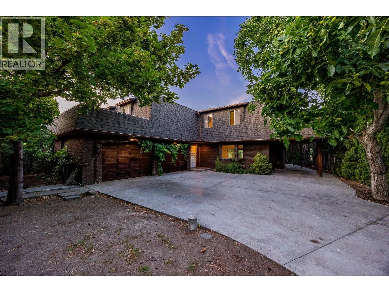 1440 Green Bay Road