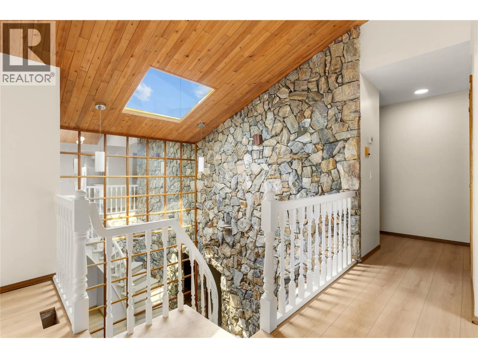 1440 Green Bay Road