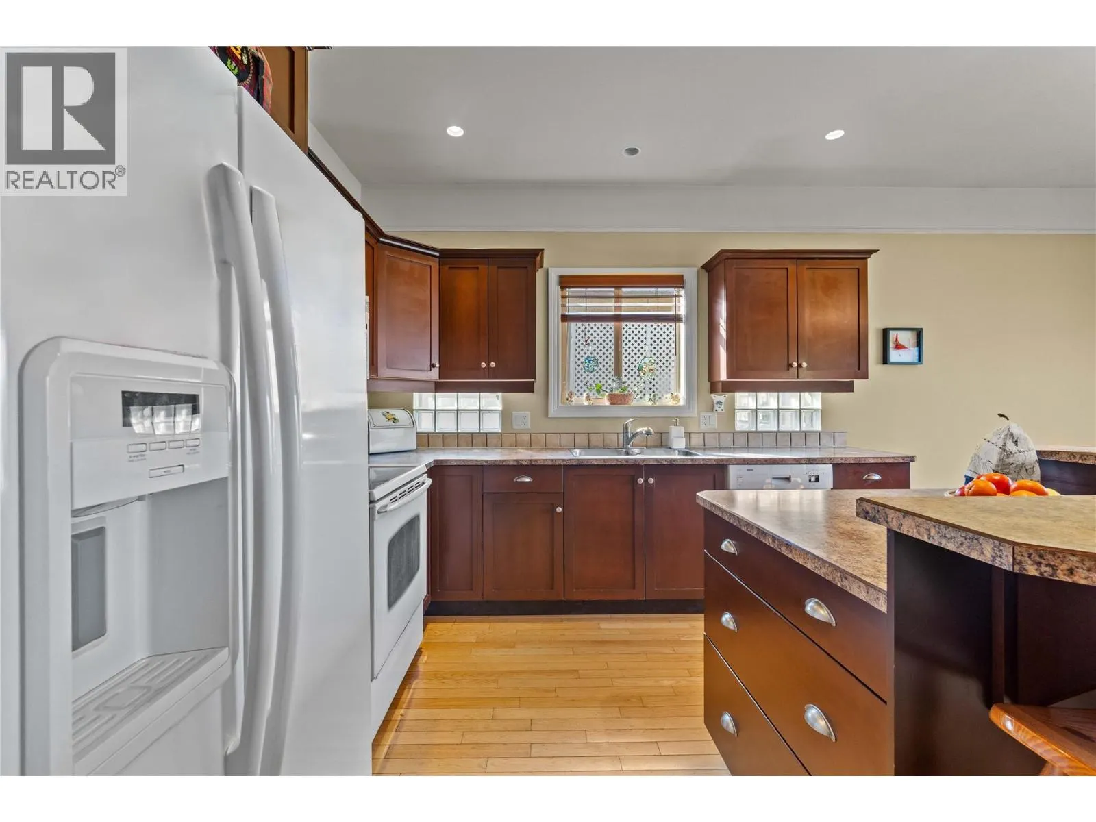 881 16 Street NE Unit# 7