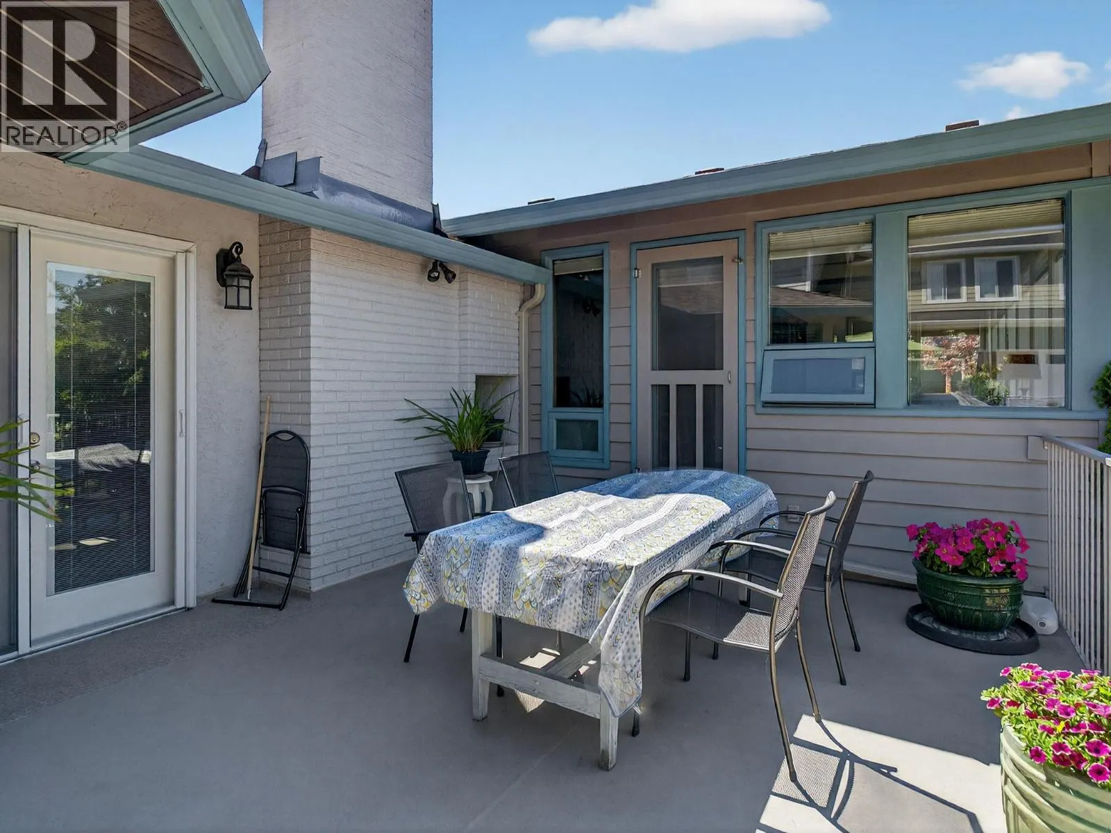 832 Montigny Road