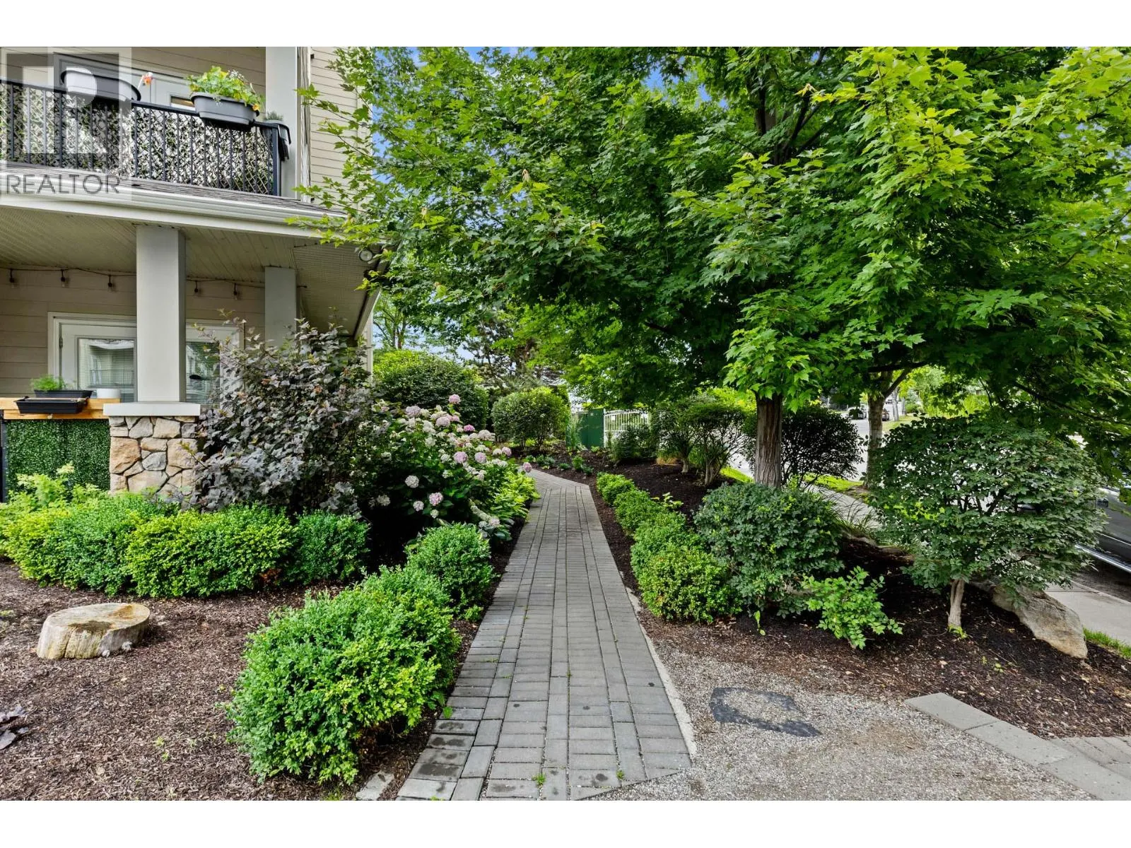 1350 Ridgeway Drive Unit# 209