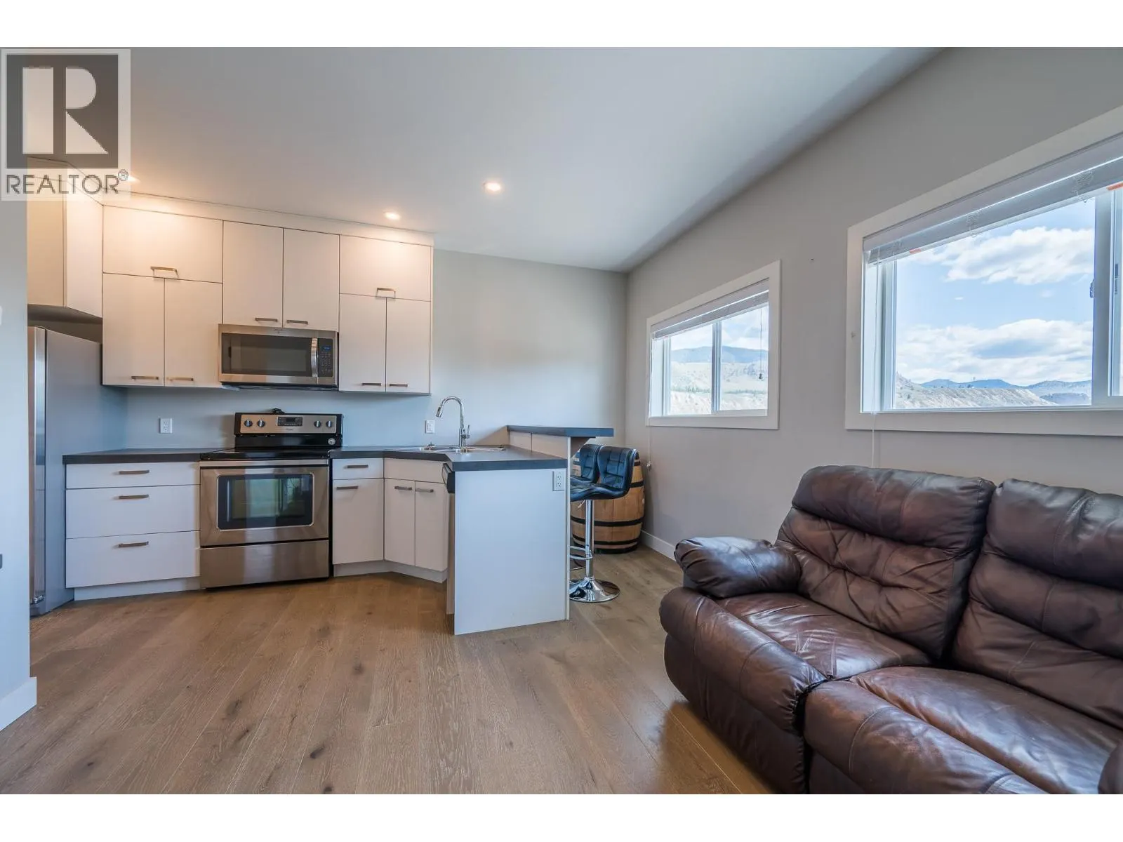 5170 DALLAS Drive Unit# 521