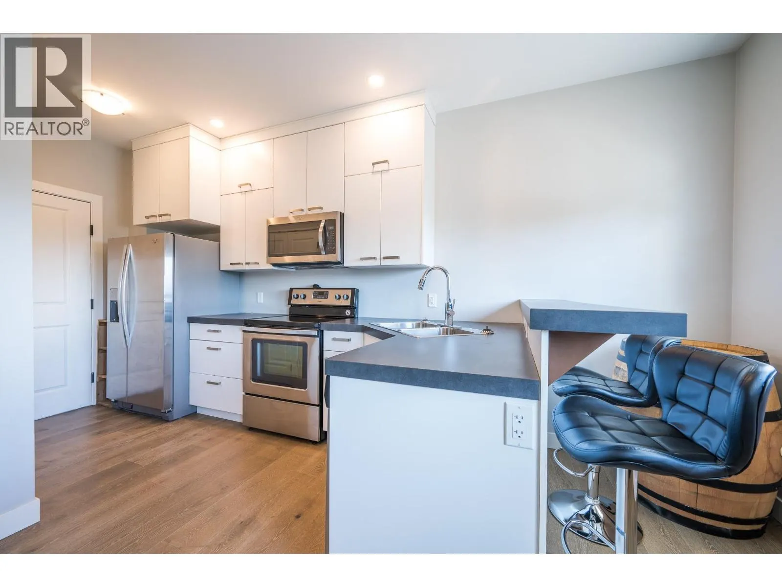5170 DALLAS Drive Unit# 521