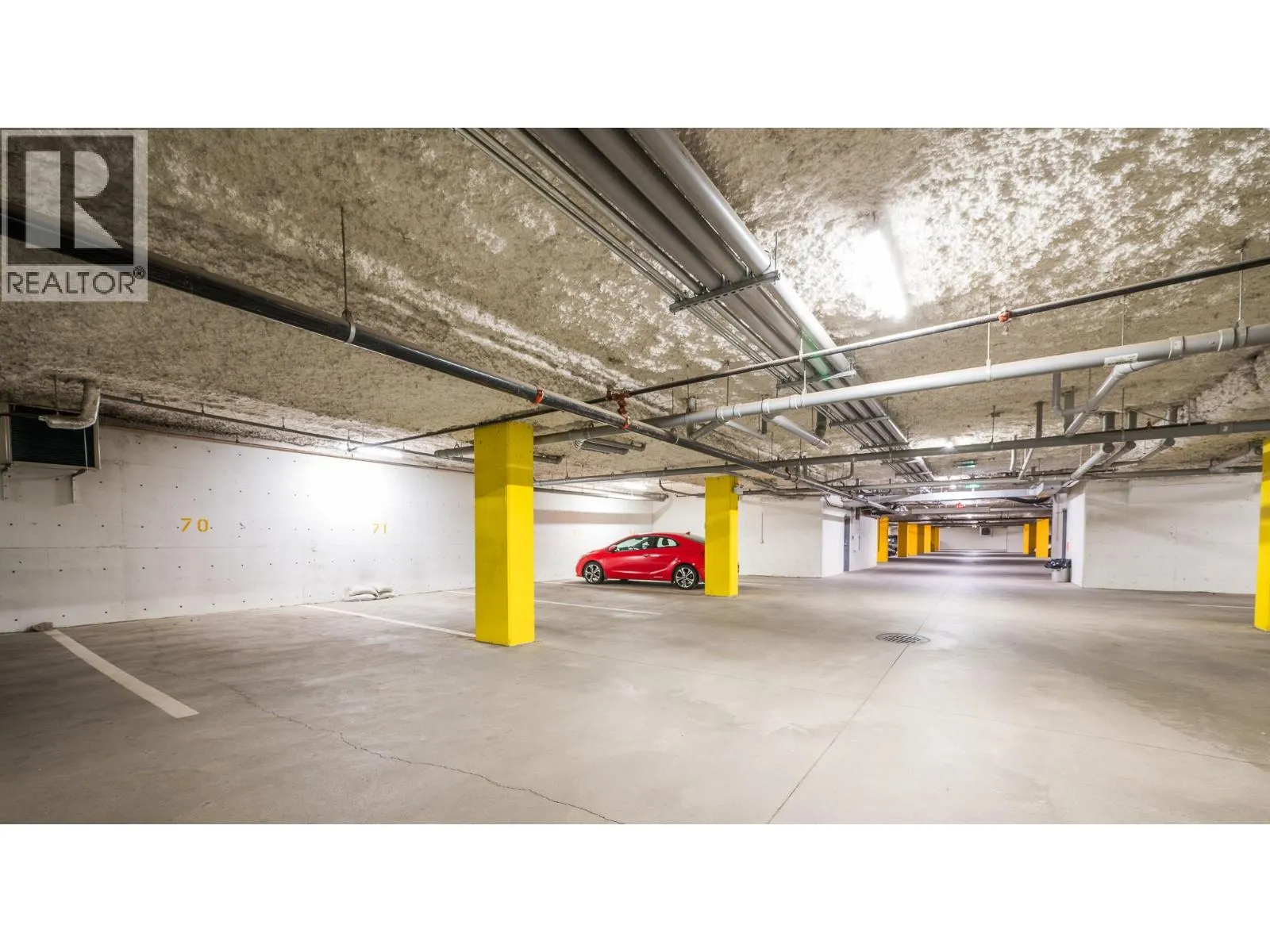 5170 DALLAS Drive Unit# 521