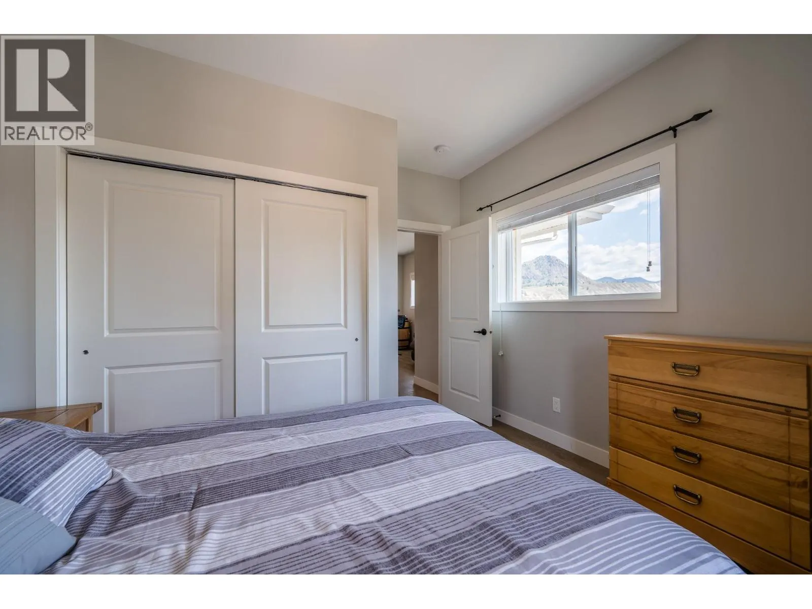 5170 DALLAS Drive Unit# 521