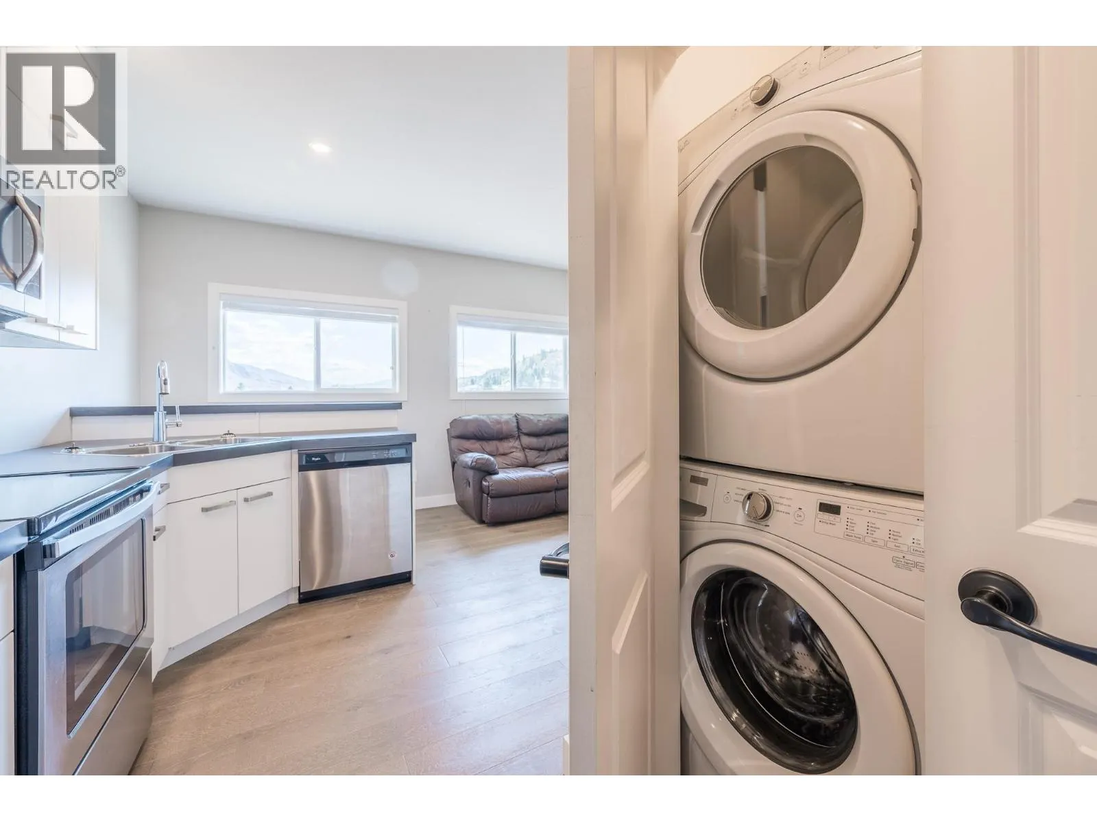 5170 DALLAS Drive Unit# 521