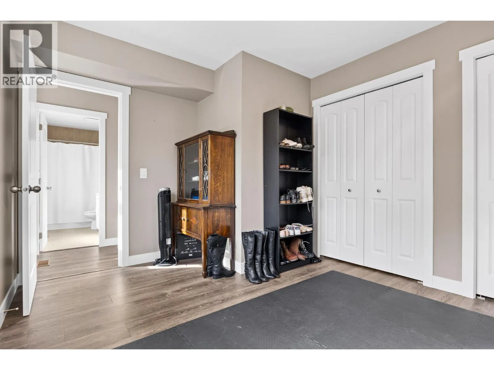 11511 Bottom Wood Lake Road Unit# 3