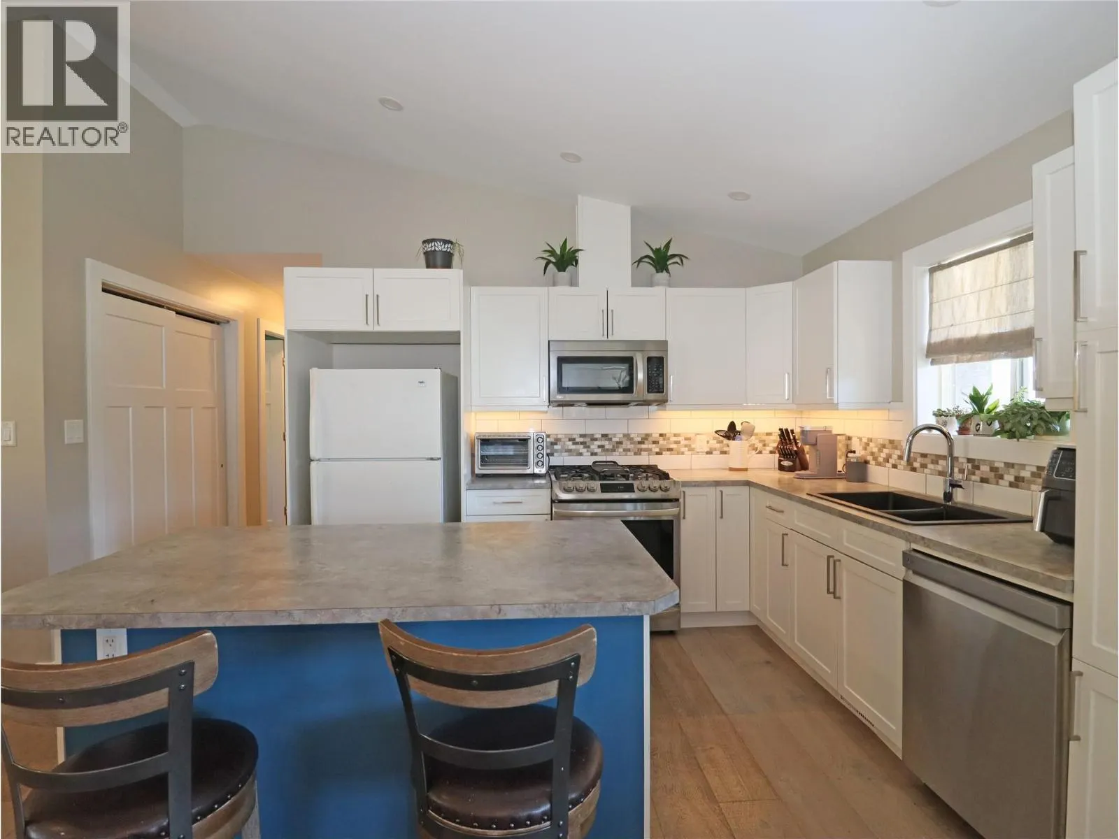 3600 Hall Frontage Road