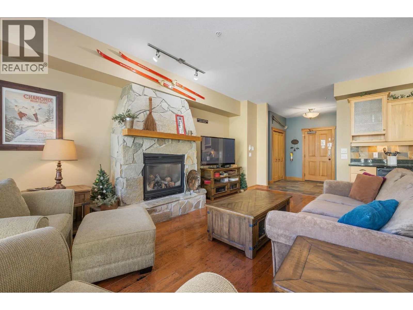 315 Whitehorse Lane Unit# 206