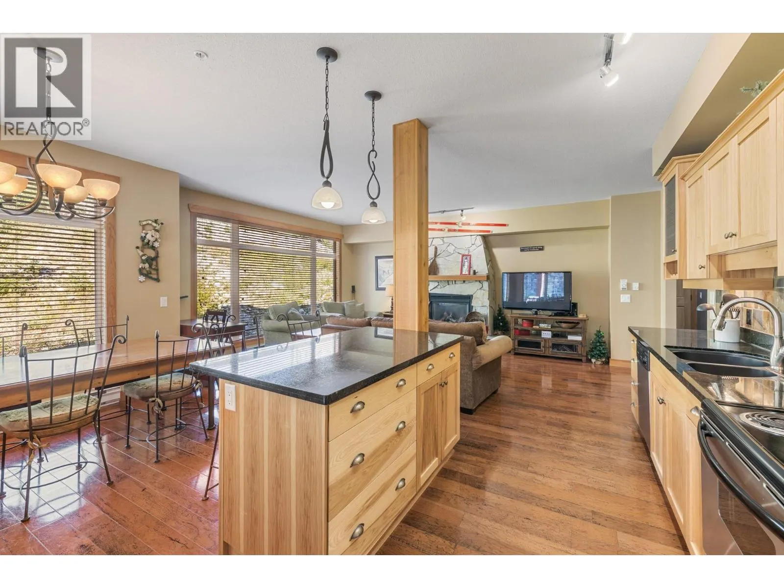 315 Whitehorse Lane Unit# 206