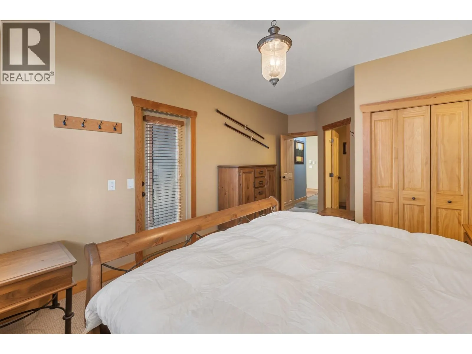 315 Whitehorse Lane Unit# 206
