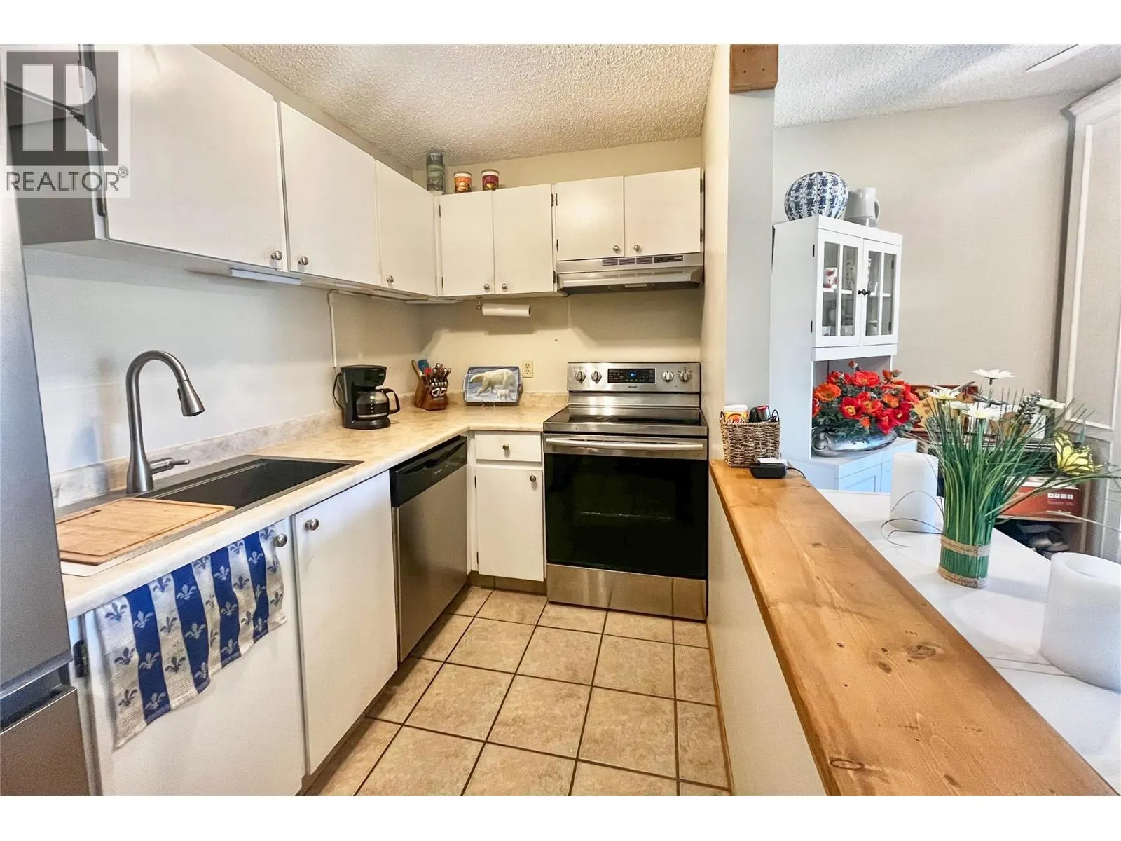 2321 12TH Street N Unit# 206B