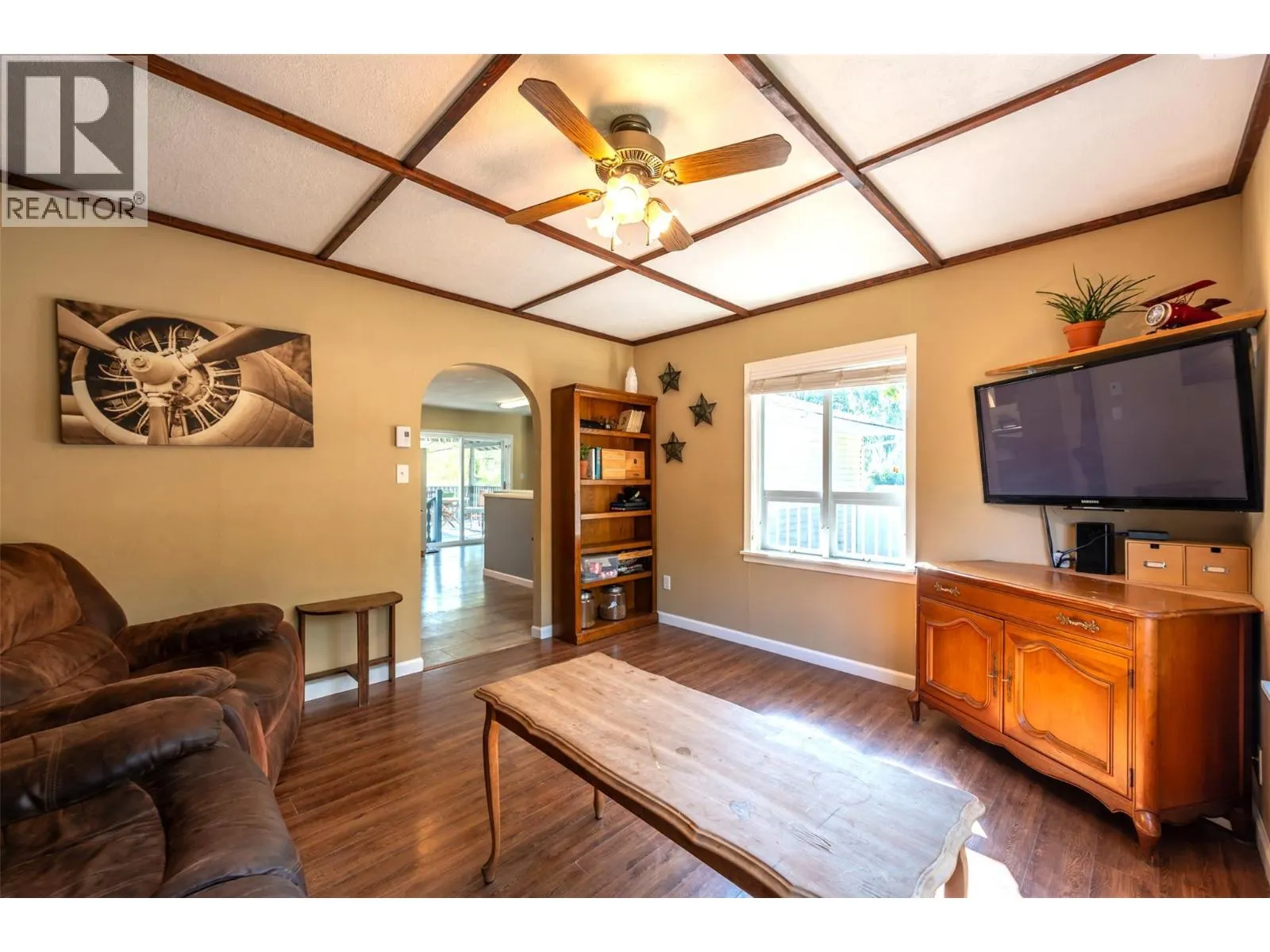 5747 Sawmill Road