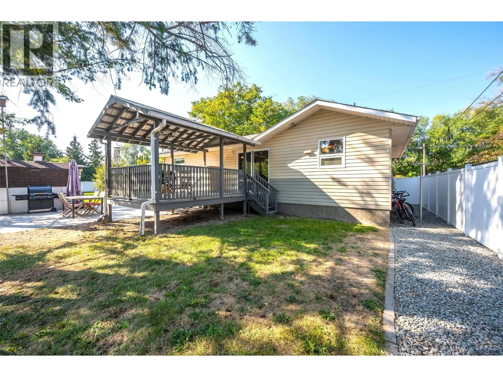 5747 Sawmill Road