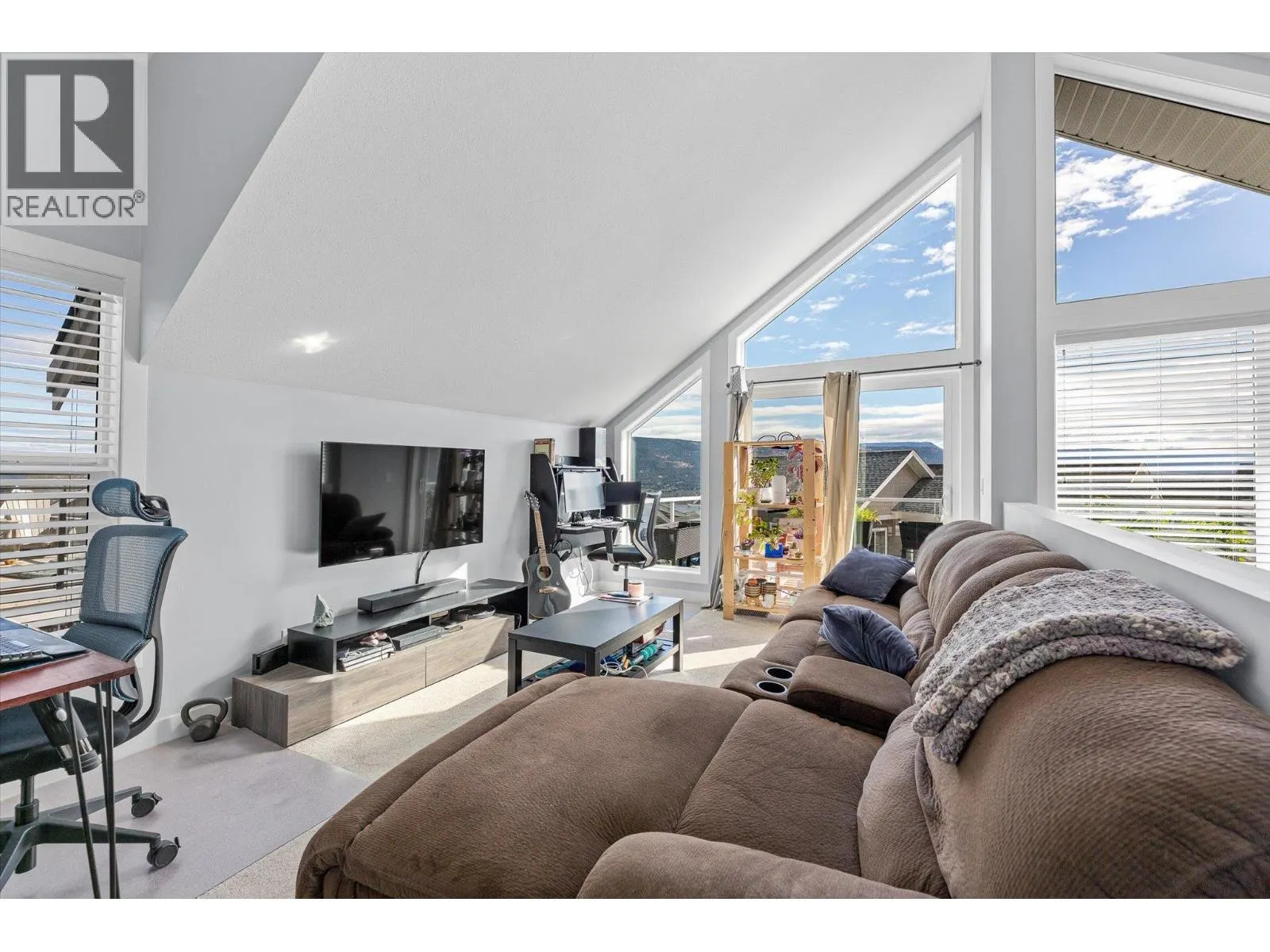 6956 Terazona Loop Unit# 410