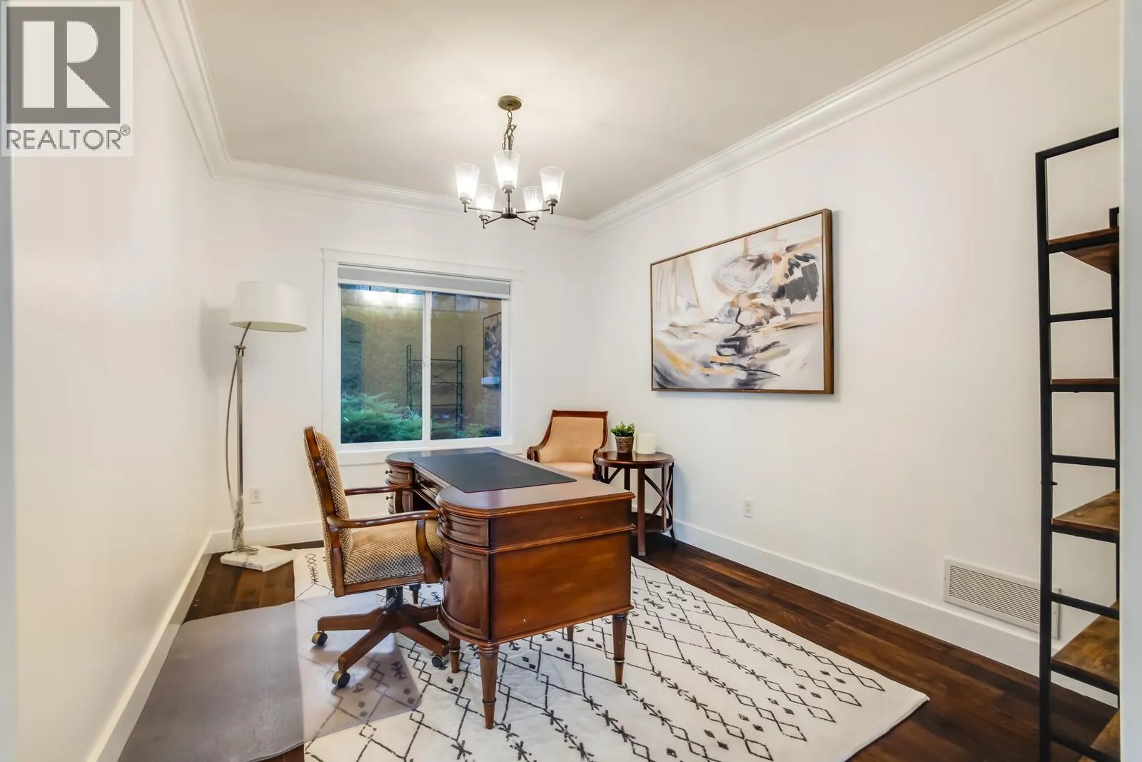 2584 Lucinde Road