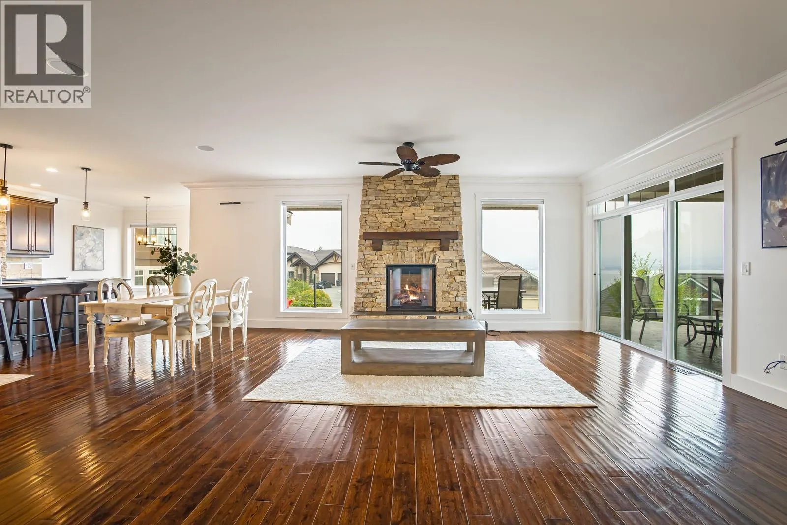 2584 Lucinde Road
