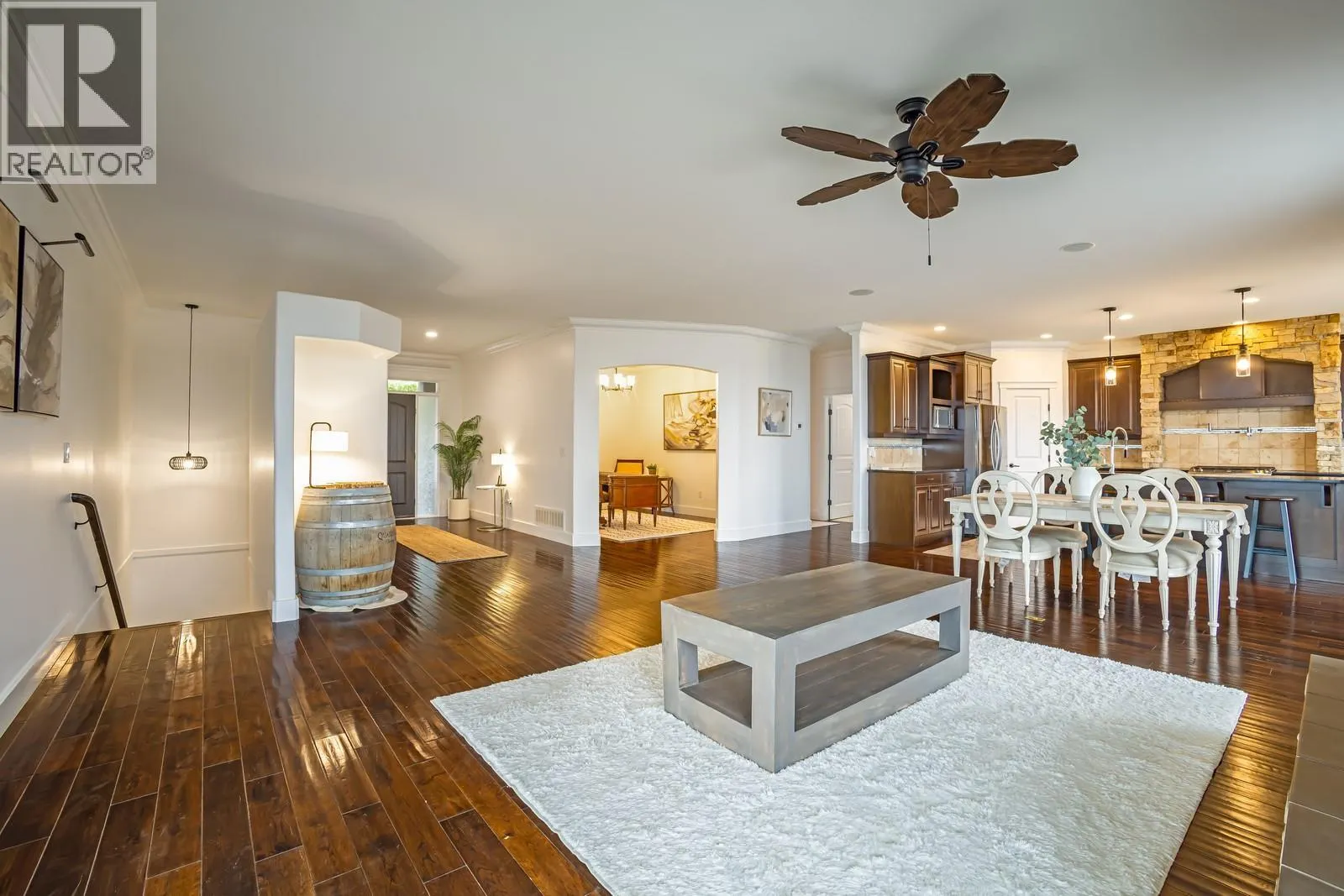 2584 Lucinde Road