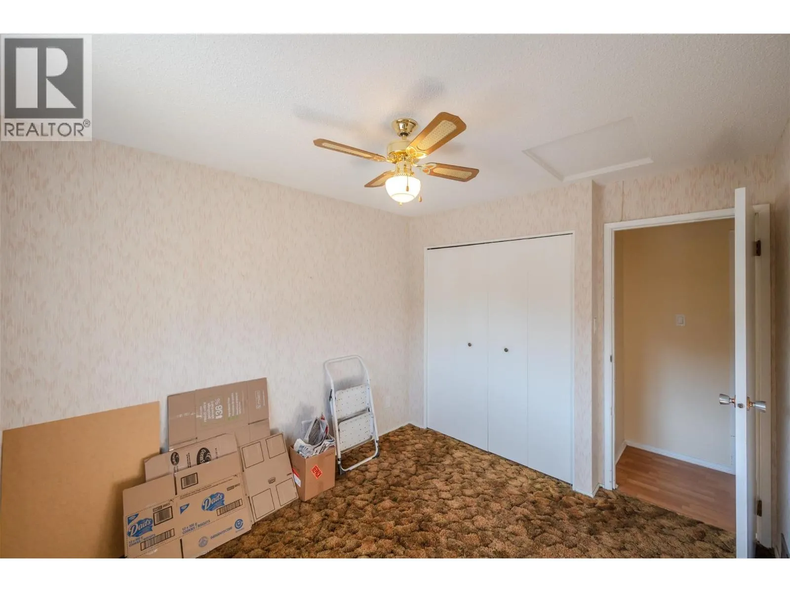 2595 Dartmouth Drive