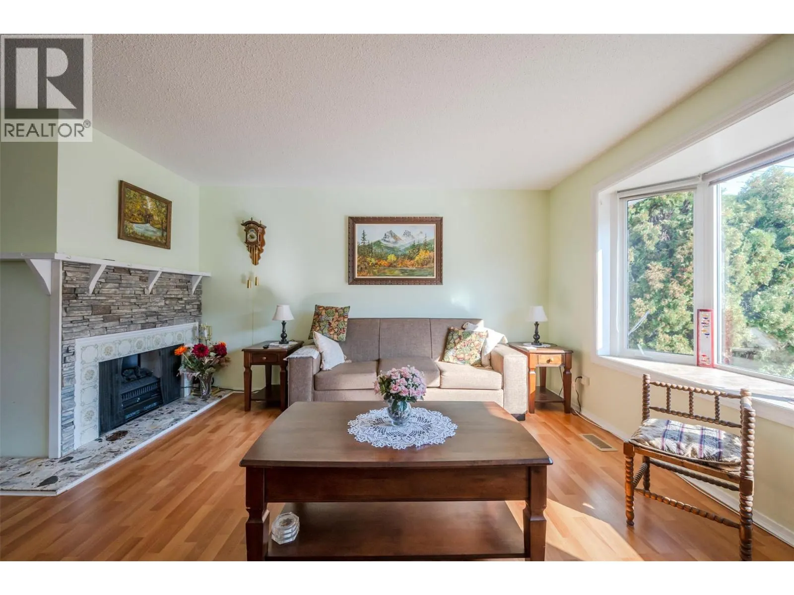 2595 Dartmouth Drive