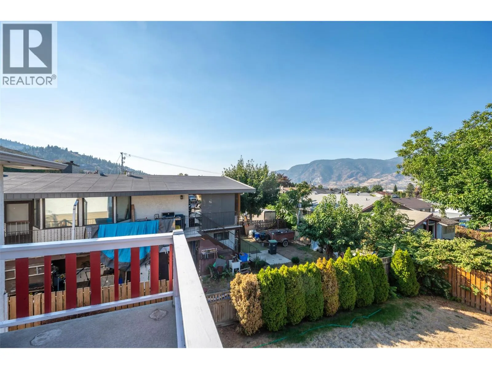 2595 Dartmouth Drive