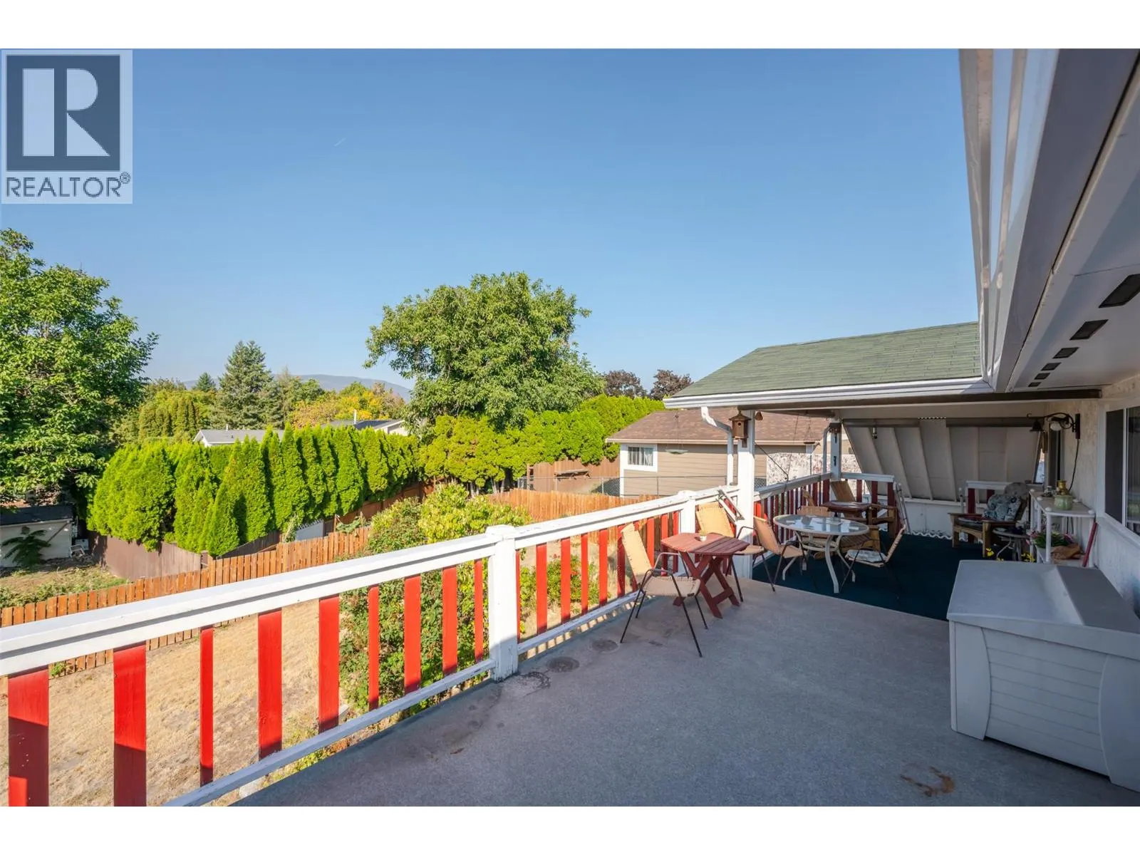2595 Dartmouth Drive