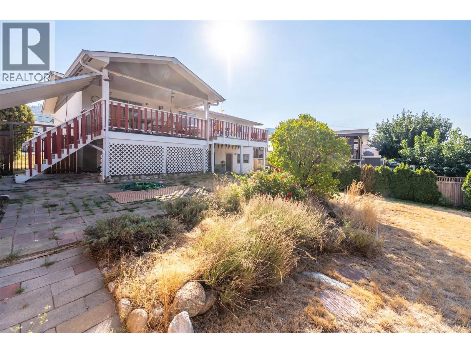 2595 Dartmouth Drive