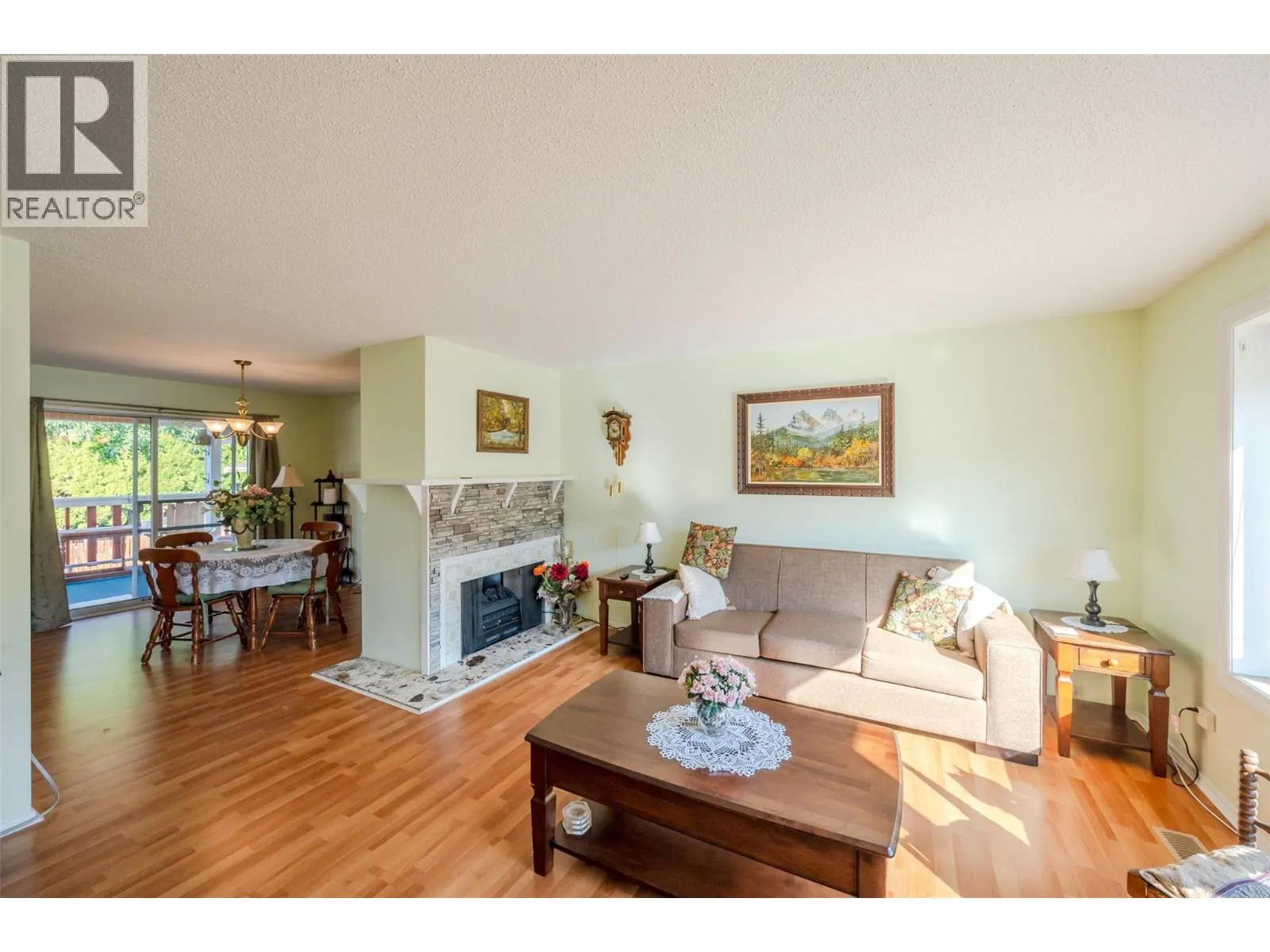 2595 Dartmouth Drive