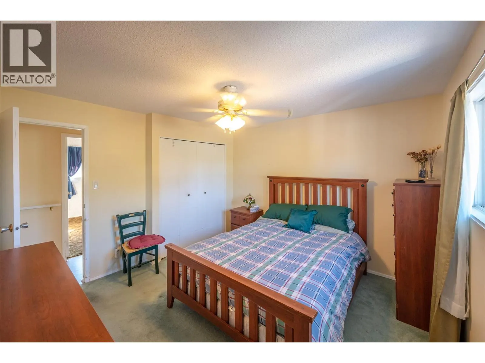 2595 Dartmouth Drive