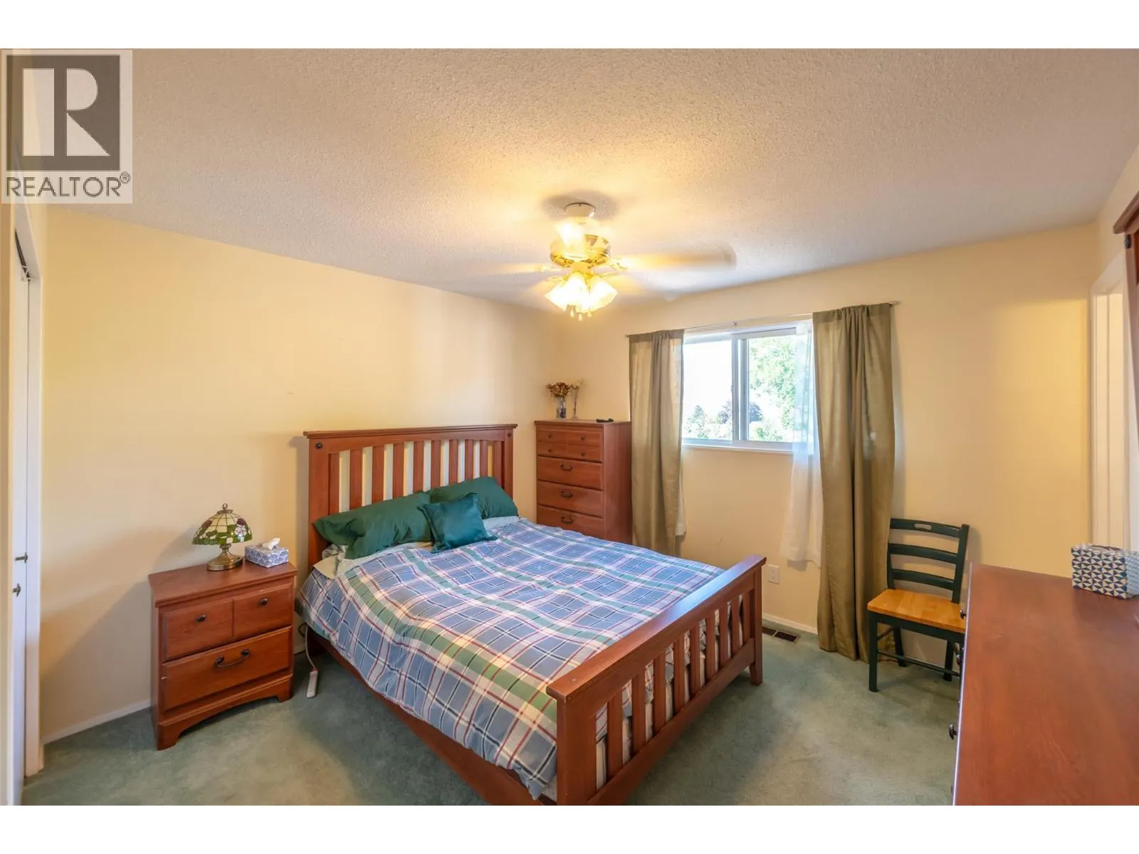2595 Dartmouth Drive