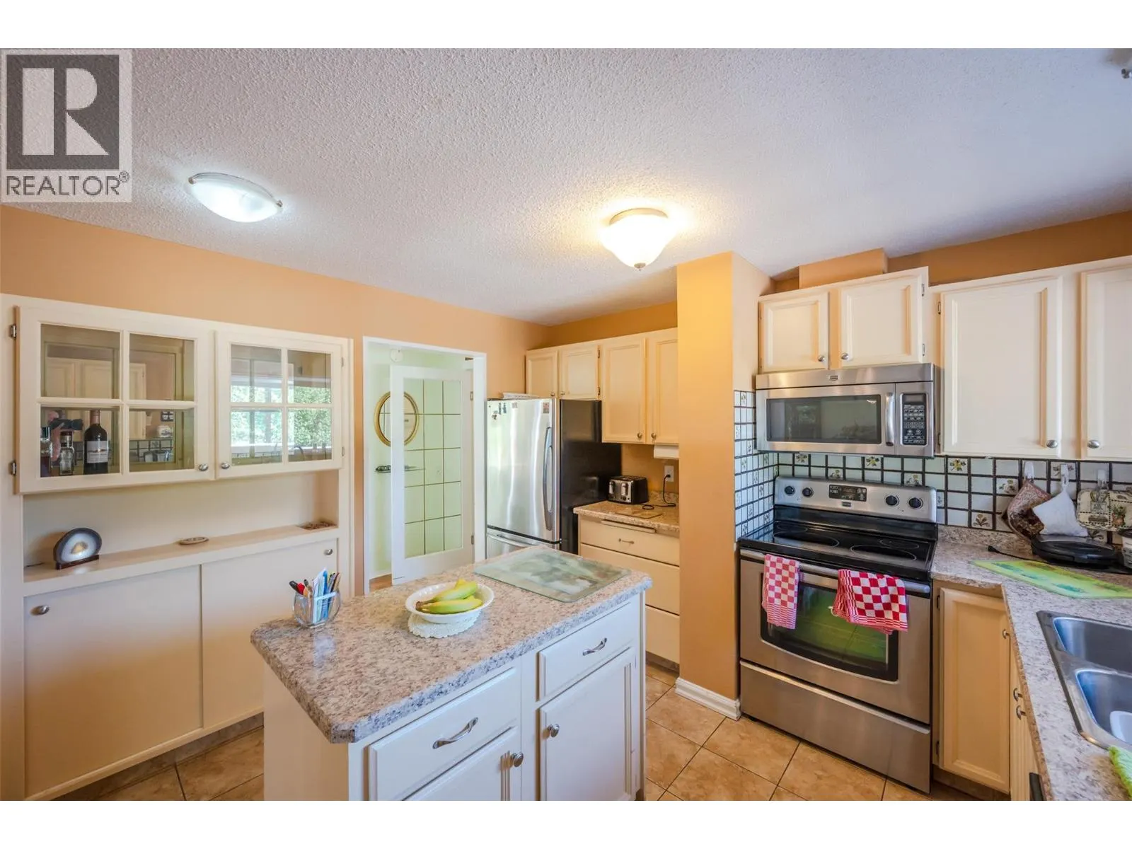 2595 Dartmouth Drive