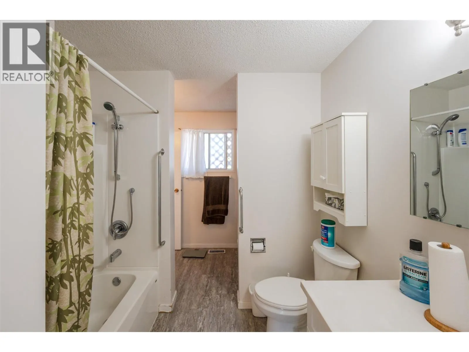 2595 Dartmouth Drive
