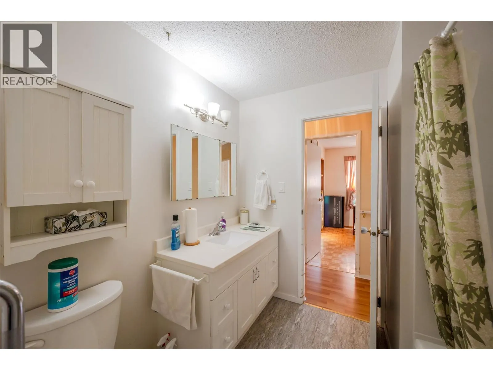 2595 Dartmouth Drive