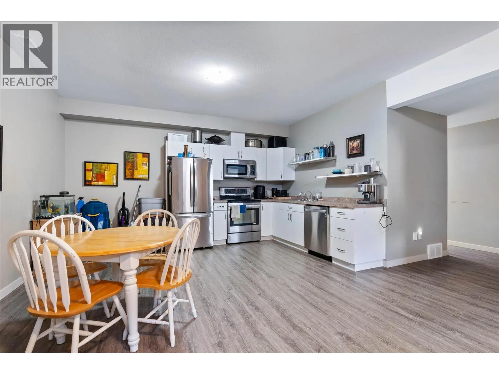 2209 Saddleback Drive