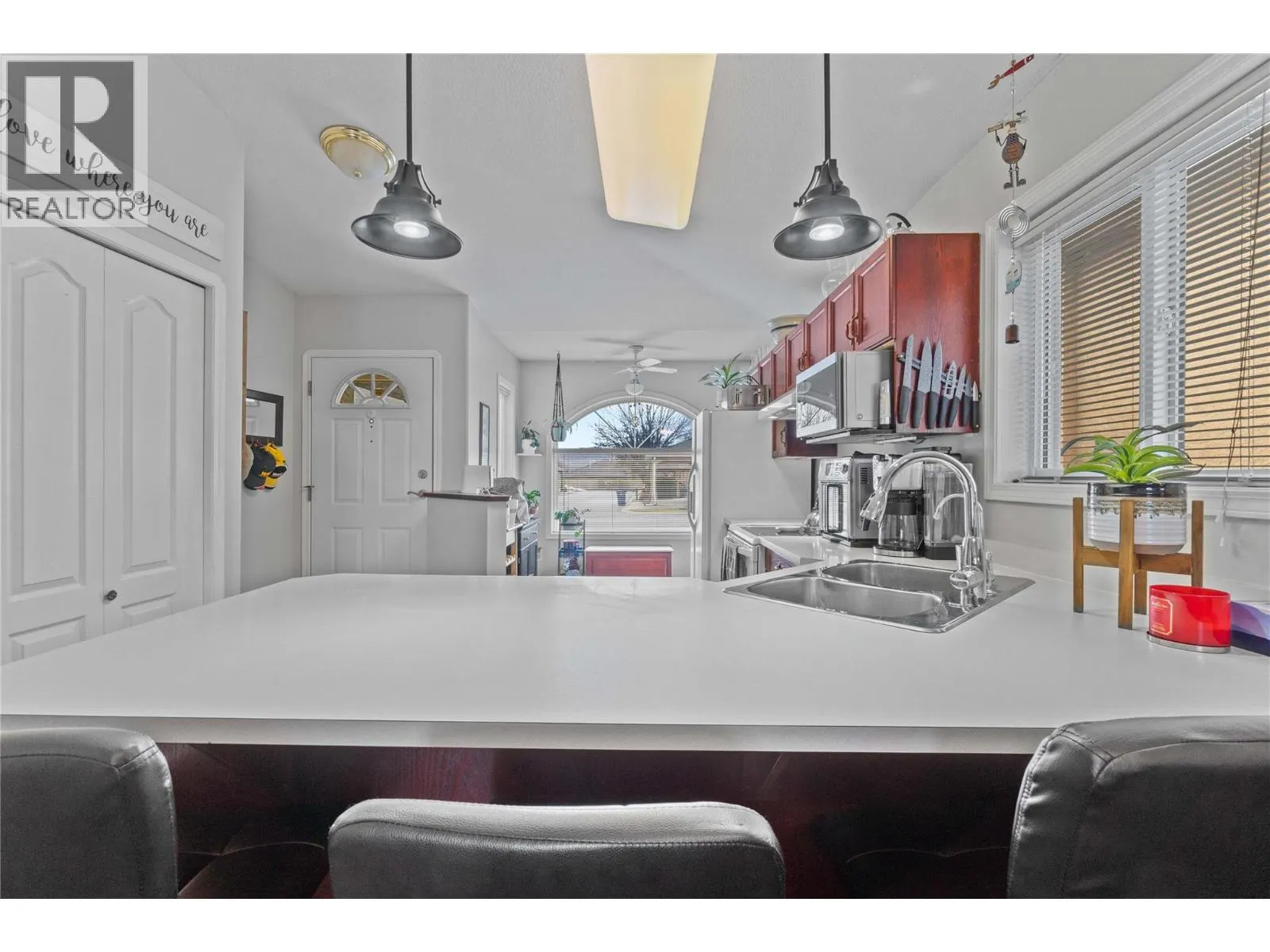 2210 Louie Drive Unit# 14