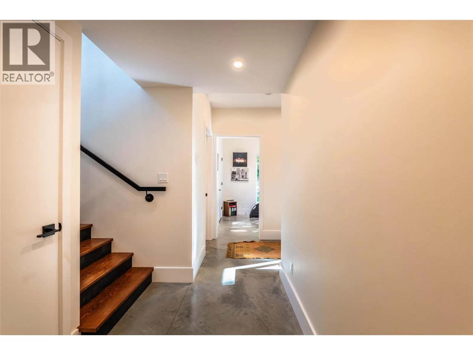 1409 Ash Street