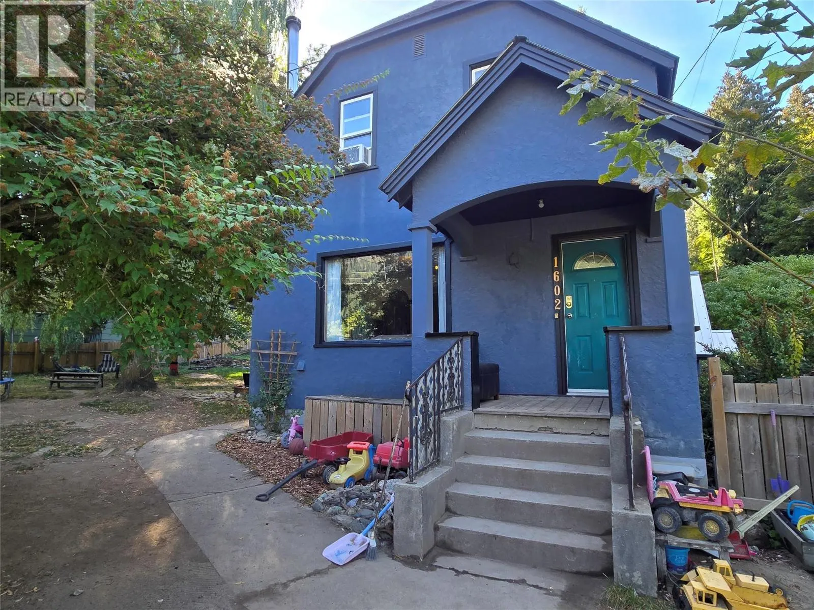 1602 Vancouver Street