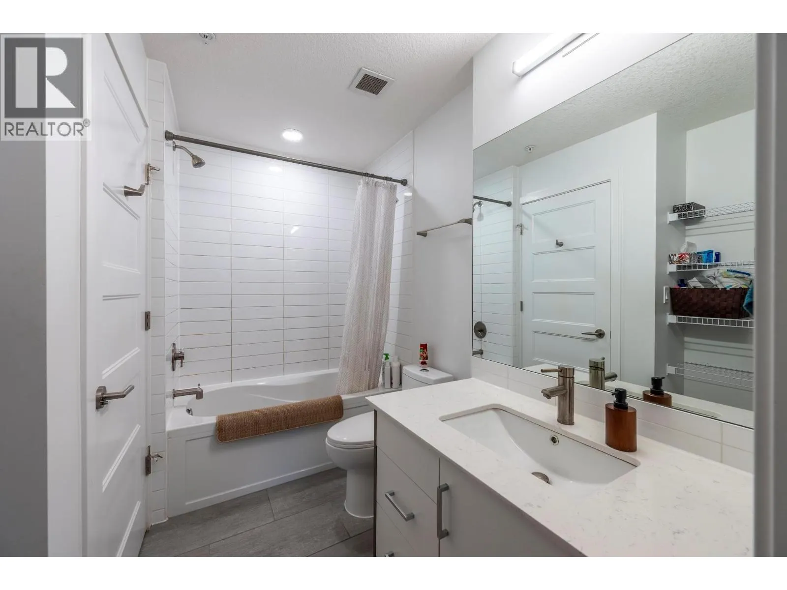 410 5TH  S Avenue Unit# 1104
