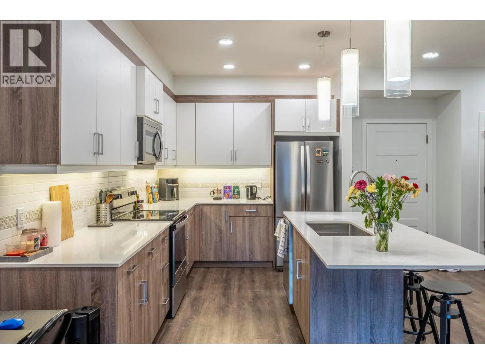 410 5TH  S Avenue Unit# 1104