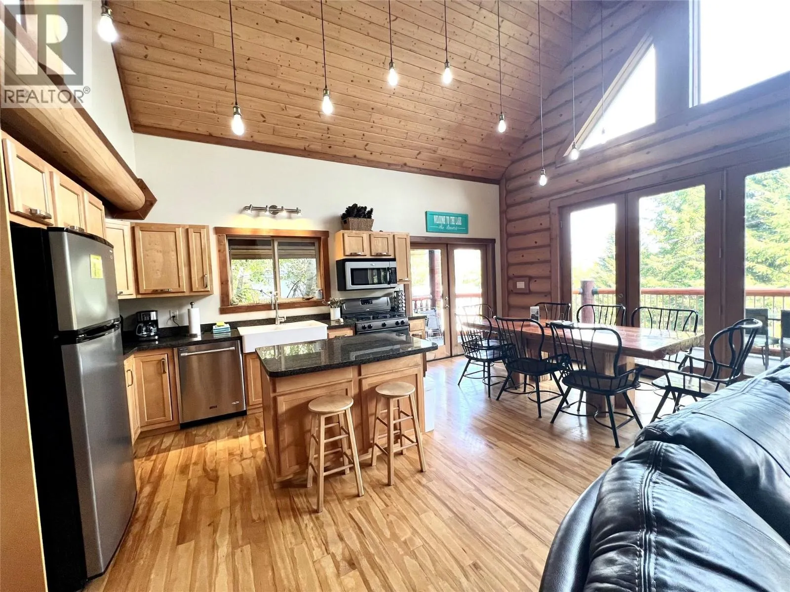 147 WEST LAKE Drive